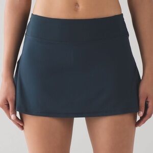 Lululemon Circuit Breaker Skirt Nocturnal Teal size 6
